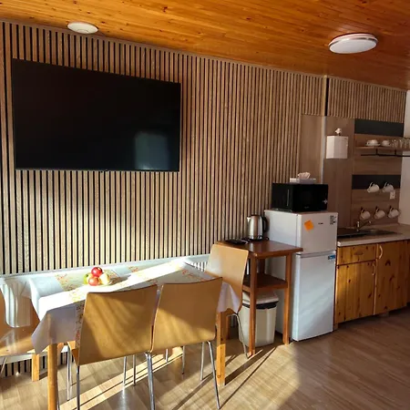 Apartmany u Janka Vinné Jazero