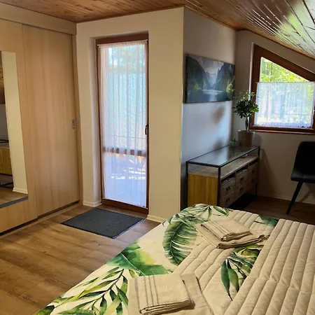 Penzion Apartmany u Janka Vinné Jazero Vinné